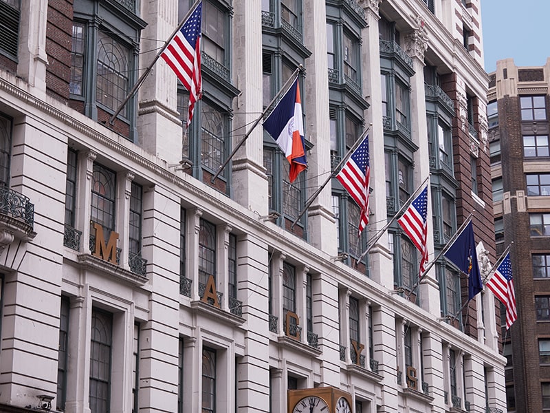 Retail Industry Leaders Empowering Colleagues